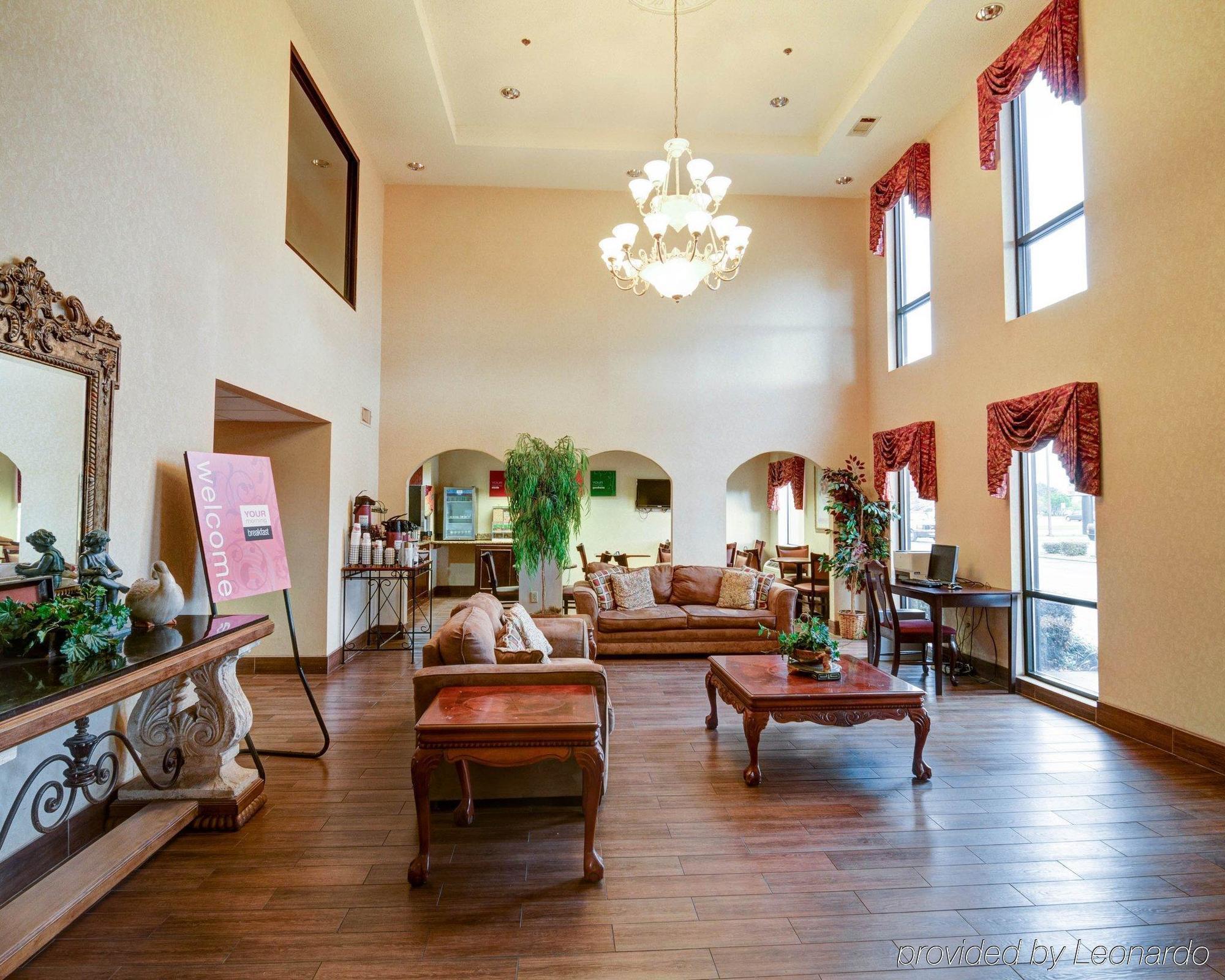 Quality Inn & Suites Pine Bluff Ngoại thất bức ảnh