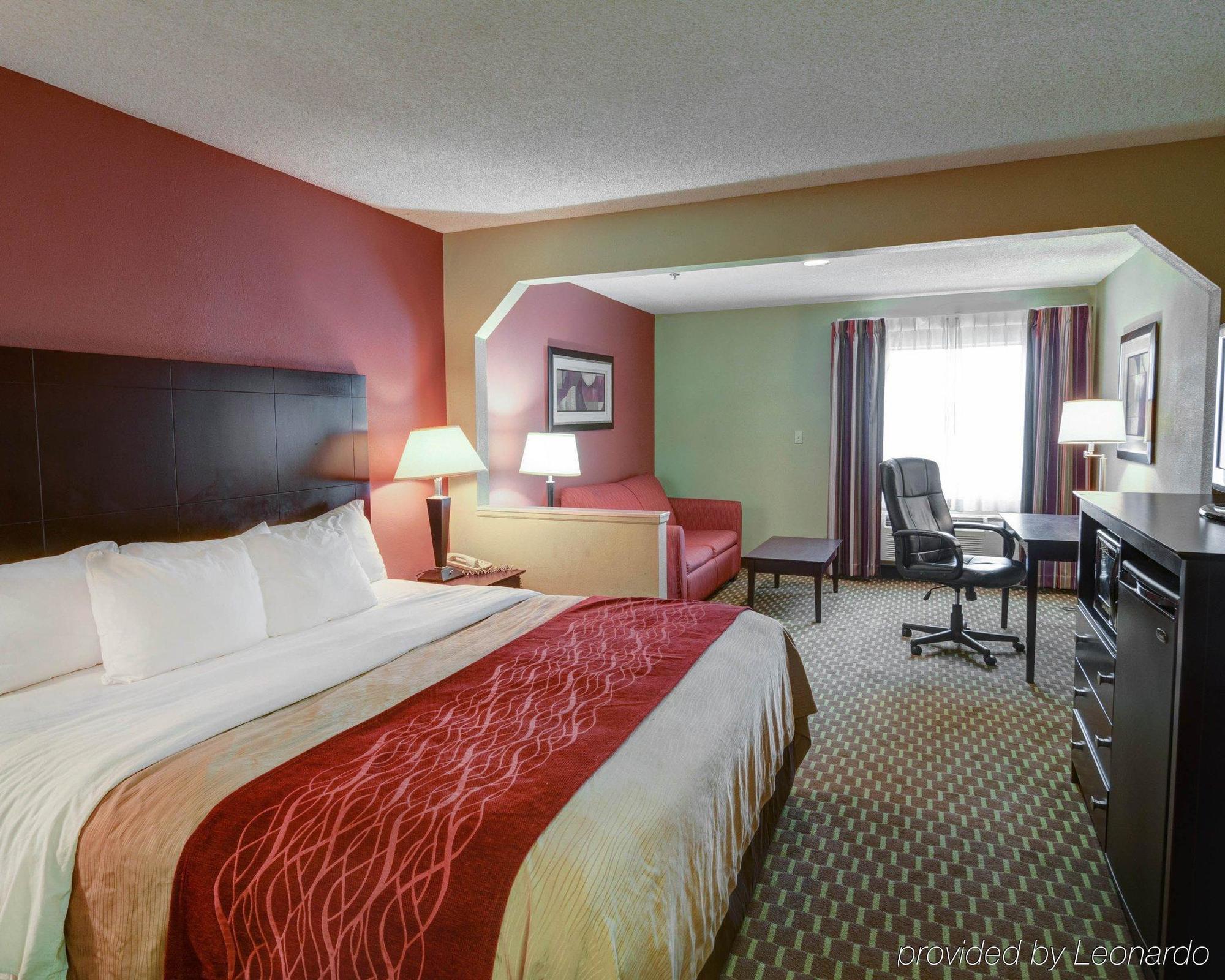 Quality Inn & Suites Pine Bluff Ngoại thất bức ảnh